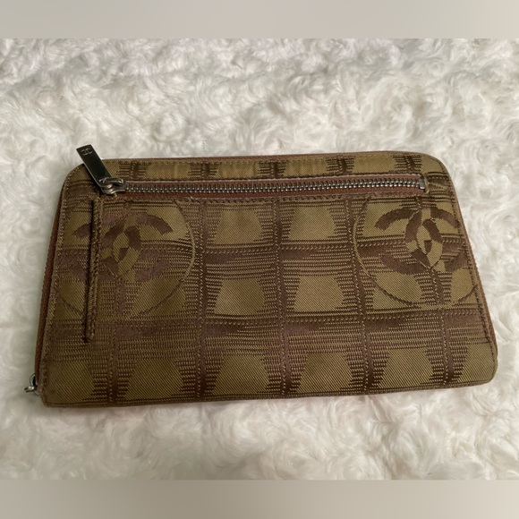 Chanel Brown Travel Line Canvas Bifold Long Wallet 🤎 - Picture 3 of 15